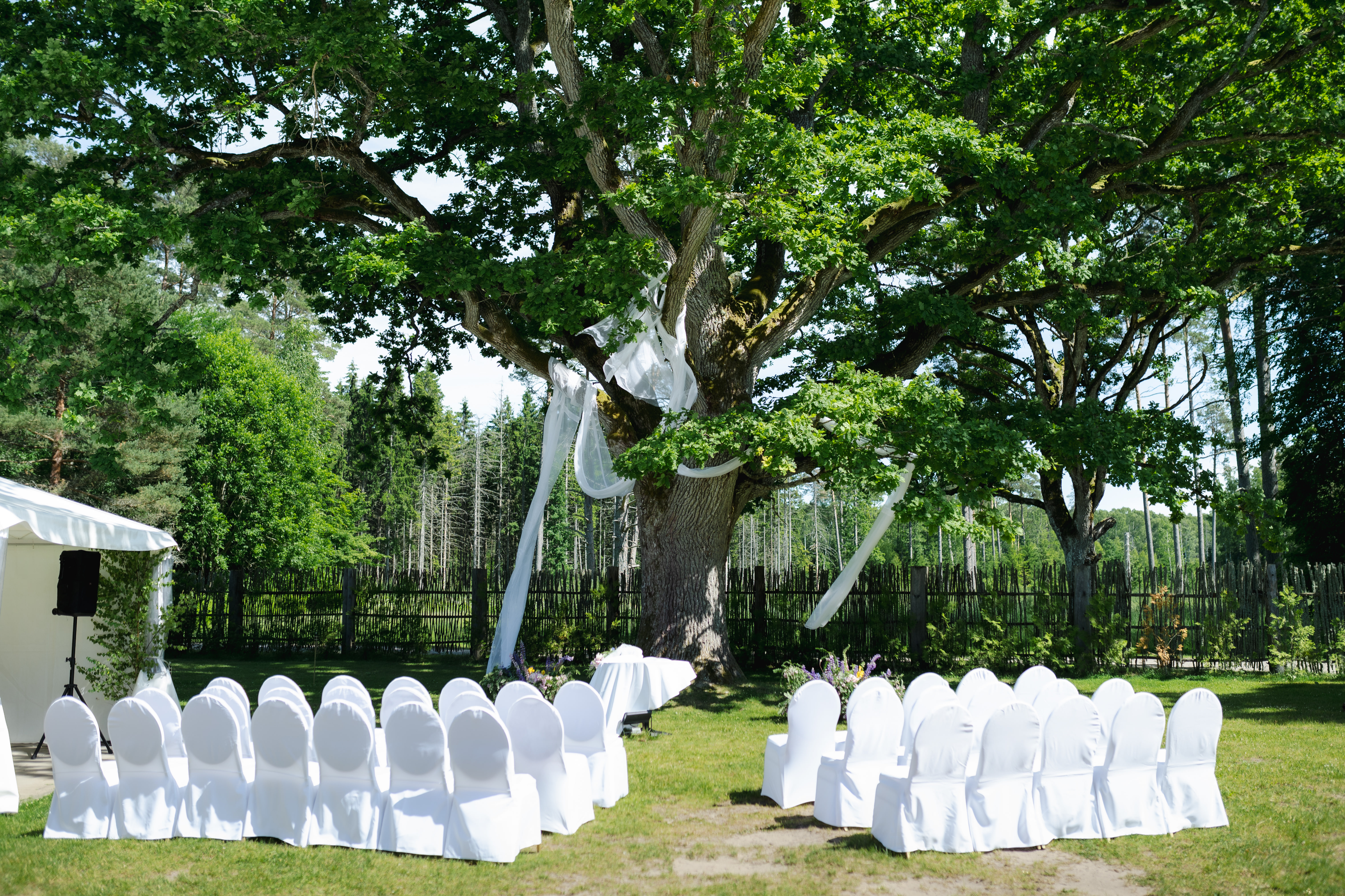 Kāzu ceremonija Vecmuižā